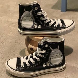 Huan Qiu Hand-painted Totoro Black High Top Shoe Kid’s Size 5.5 Animae